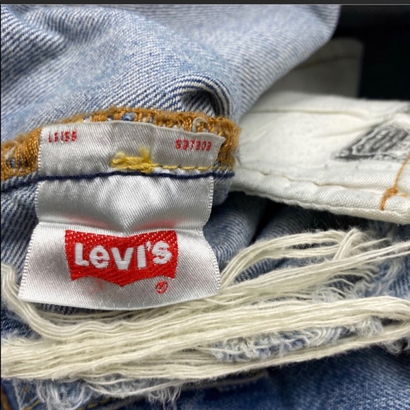 Levi’s 501 Glow Patchwork Shorts 24 Distressed - Picture 13 of 15